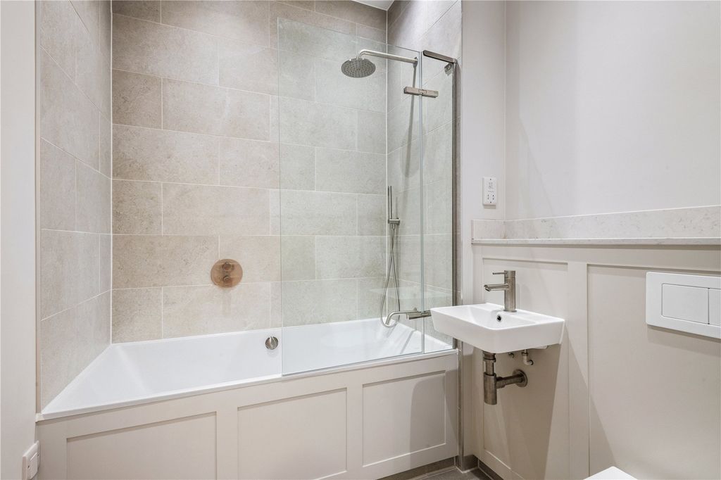 Property photo 3 of 21 Picture No. 27