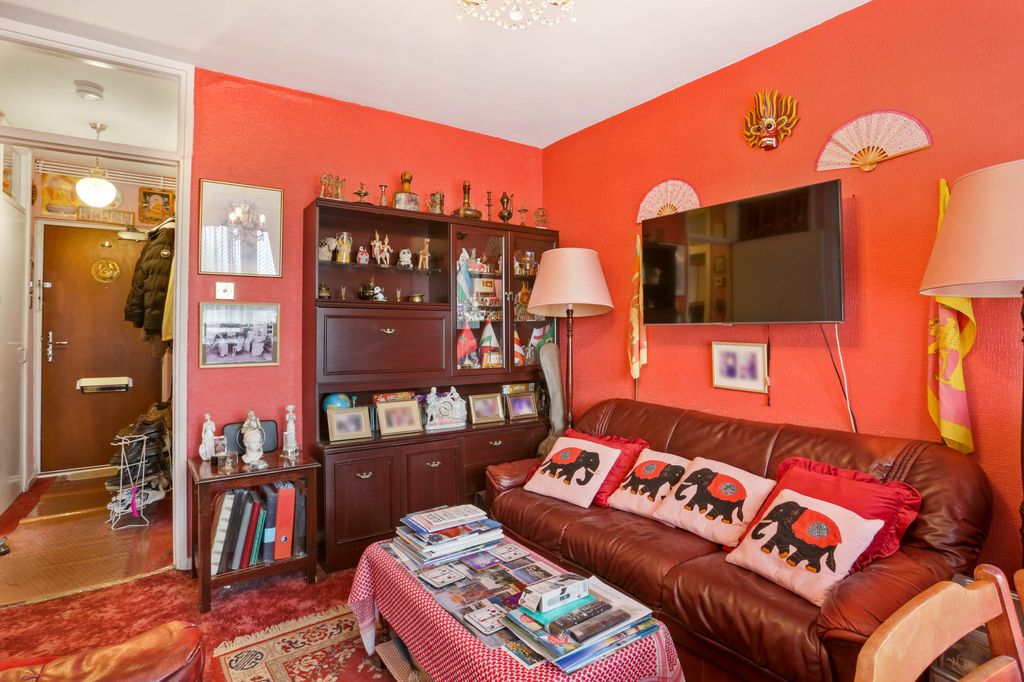 Property photo 3 of 9