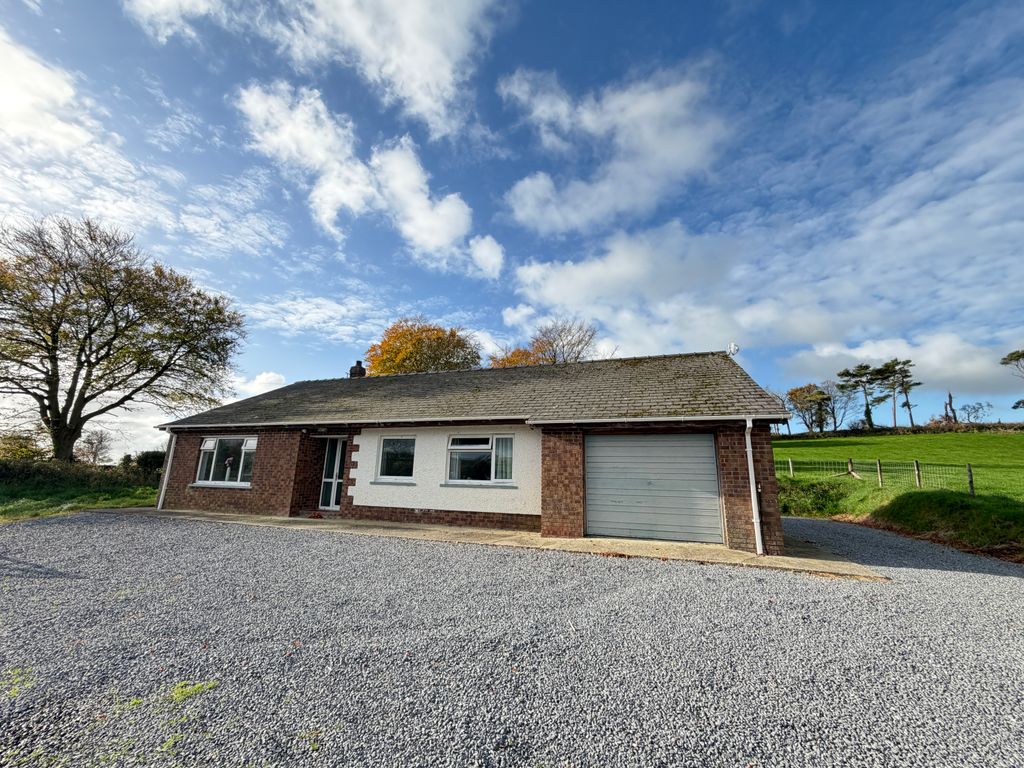 Property photo 1 of 30