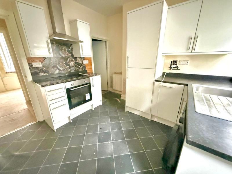 Property photo 2 of 13 Kitchen