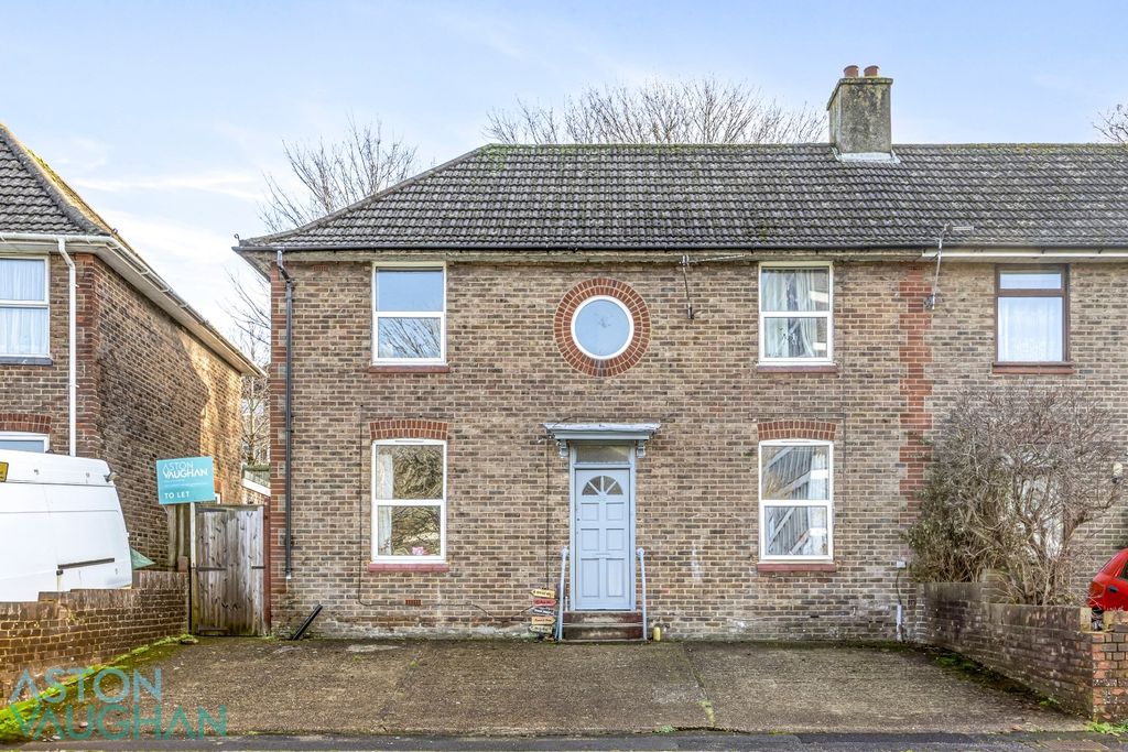 Property photo 1 of 16 4627800