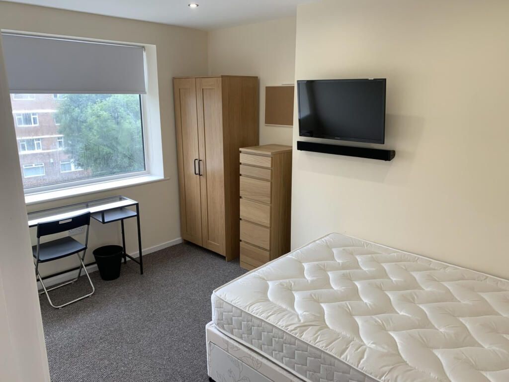 Property photo 2 of 4