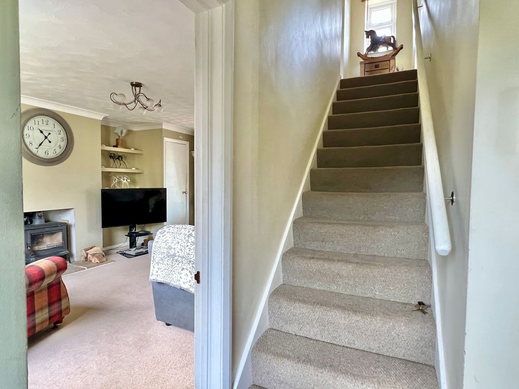 Property photo 2 of 27