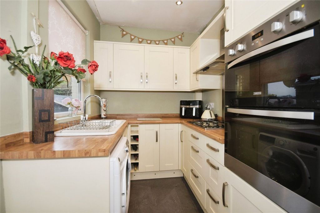 Property photo 2 of 24 Picture No. 34