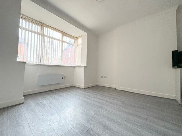 Property photo 1 of 5 Lounge