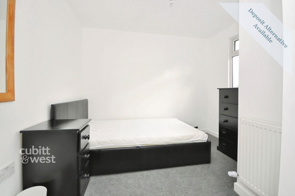 Property photo 1 of 5 Bedroom