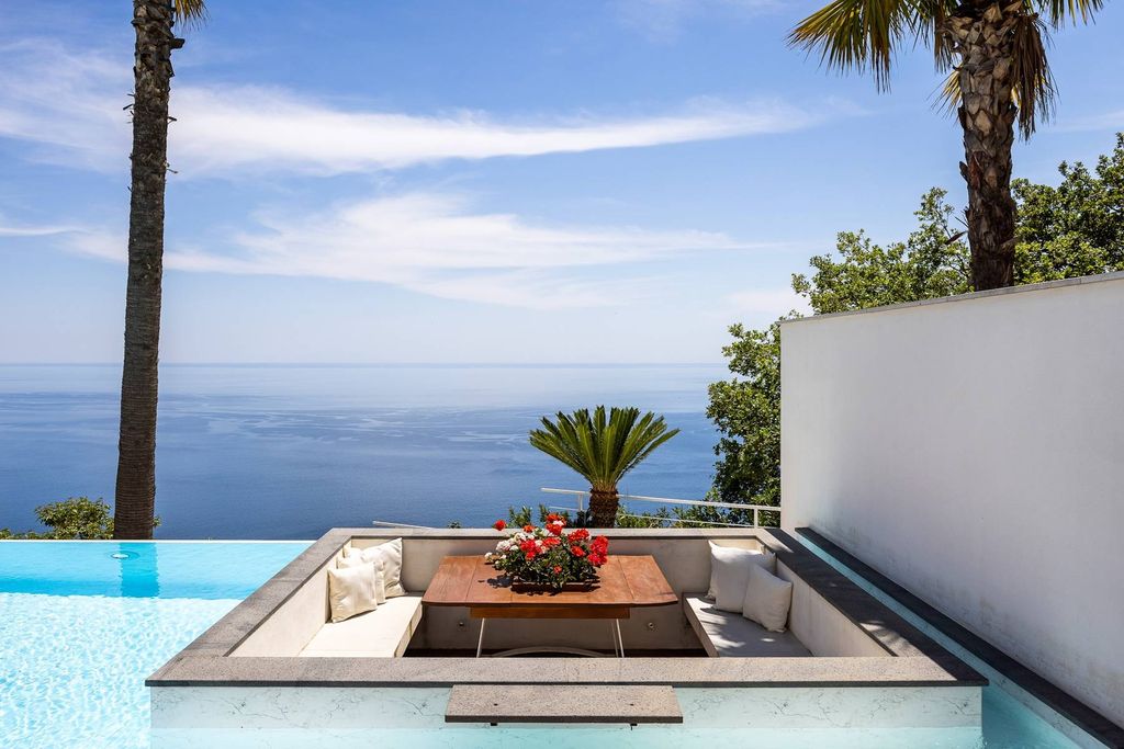 Property photo 1 of 33