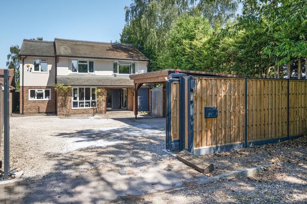 Property photo 1 of 24 External View