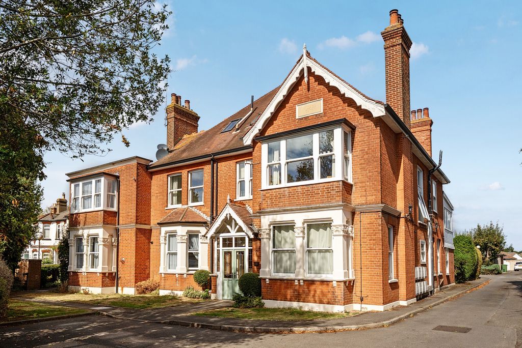 Property photo 1 of 8 1525228-1-1A0c904...