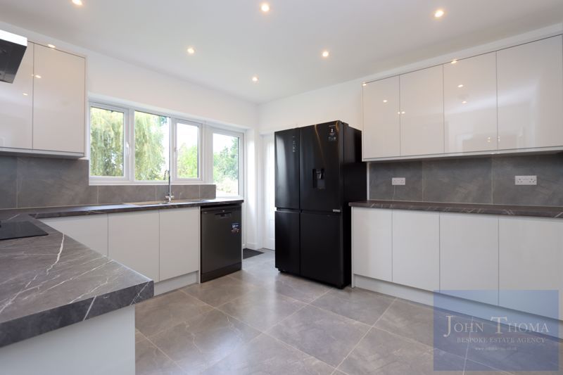 Property photo 3 of 22 Photo 8