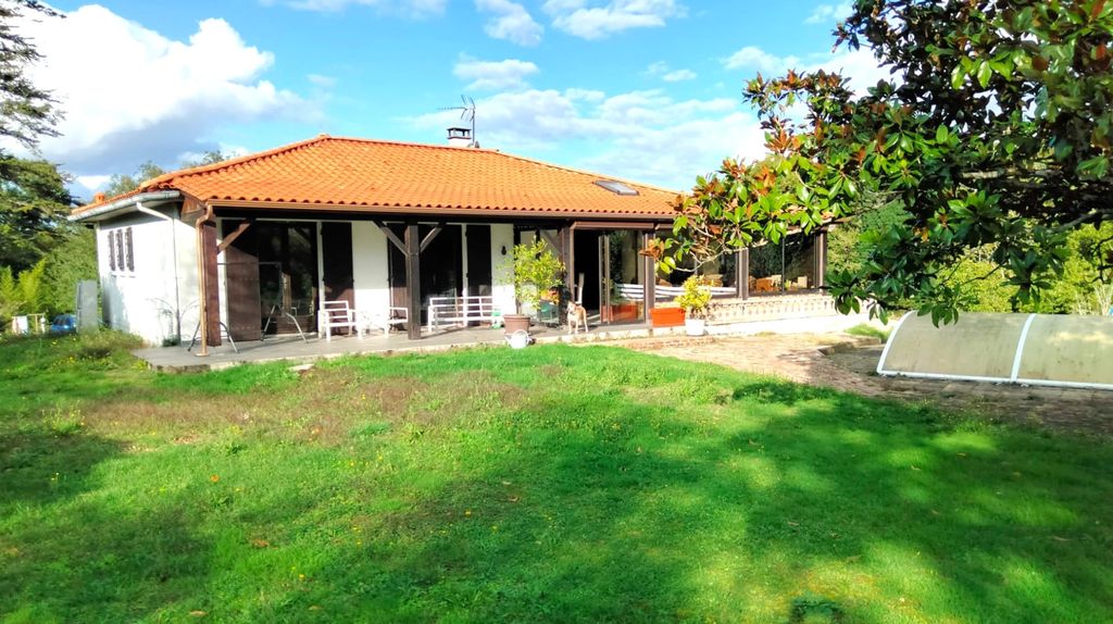Property photo 2 of 19