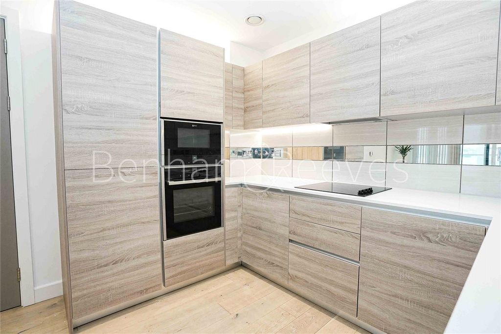 Property photo 2 of 20 Picture No. 03