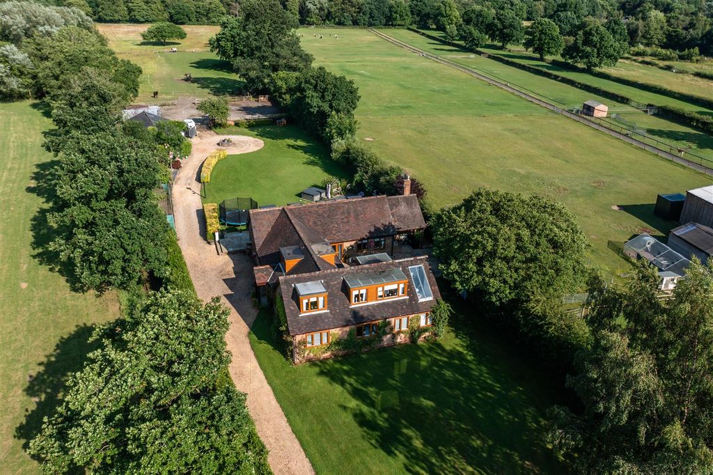 Property photo 1 of 52