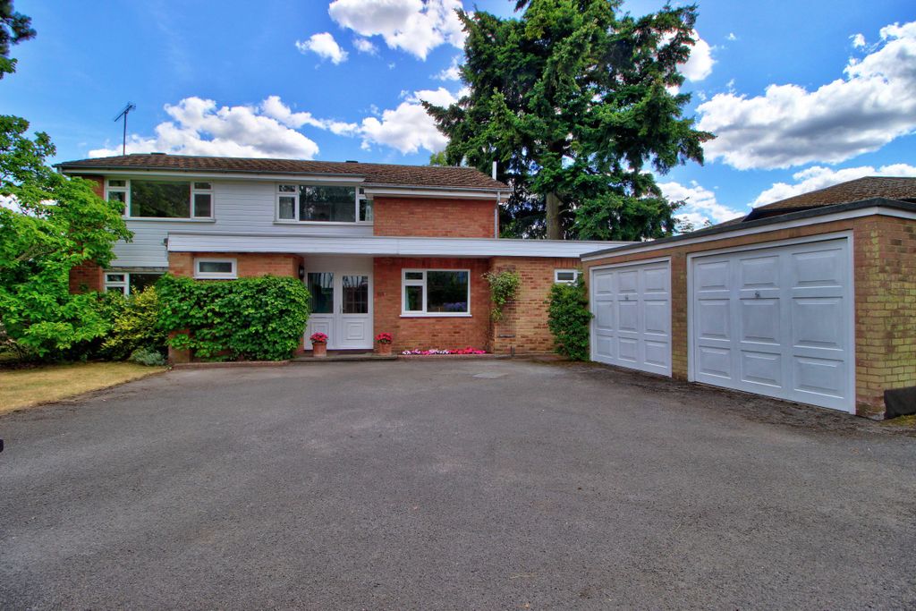 Property photo 1 of 25