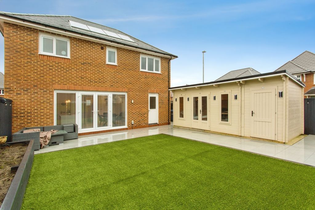 Property photo 2 of 20 Pbox-Img.Jpg