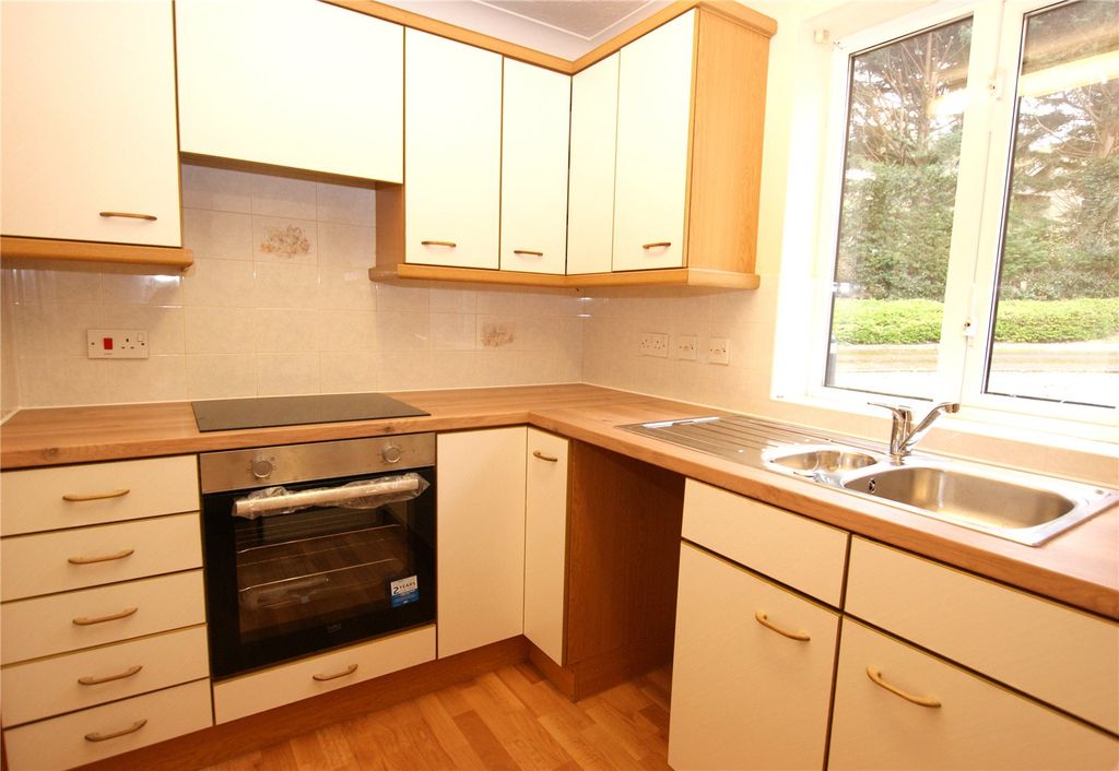 Property photo 3 of 7 Picture No. 10