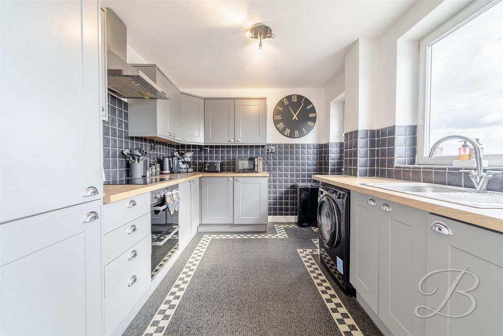 Property photo 2 of 40 Ccltd-16.Jpg