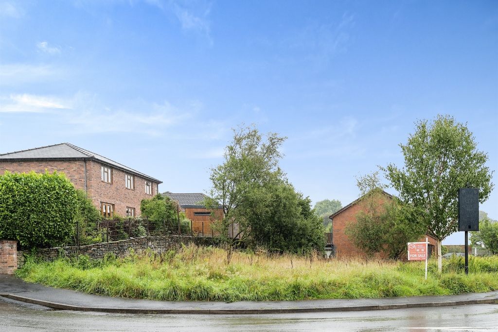Property photo 2 of 15