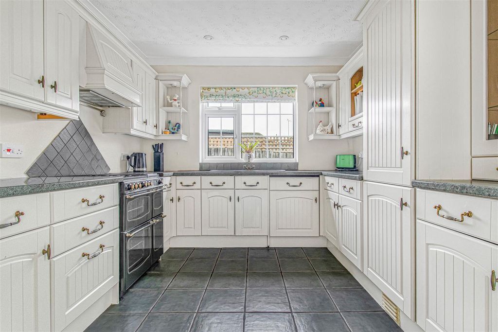 Property photo 2 of 16 14_73244-1.Jpg