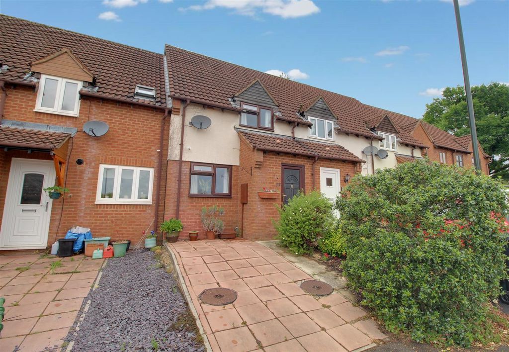 Property photo 1 of 9 22 Russet.Jpg