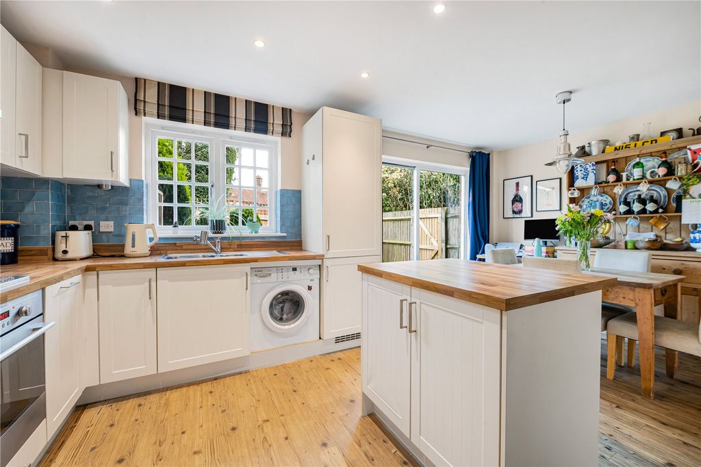 Property photo 2 of 21 Picture No. 03