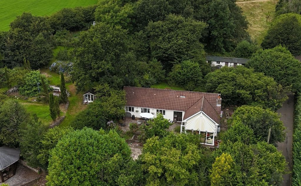 Property photo 1 of 34