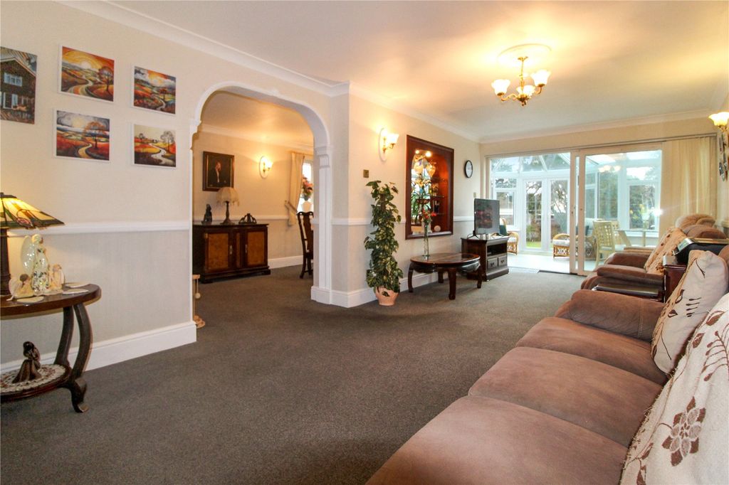 Property photo 2 of 25 Picture No. 06