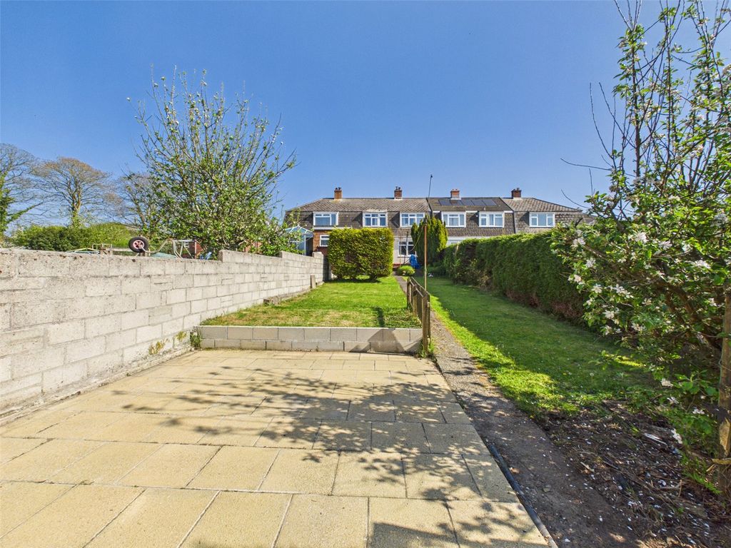 Property photo 2 of 12 Picture No. 13