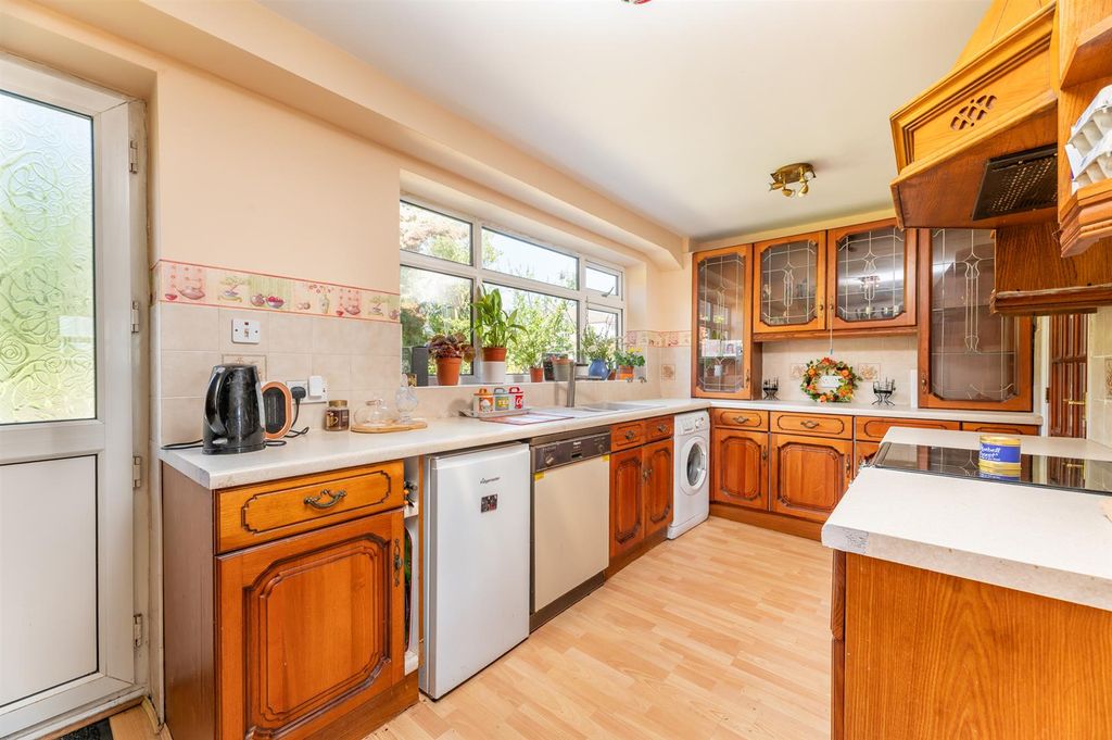 Additional image 11 of 4 bed property for saleSt. Davids Road, Otley LS21