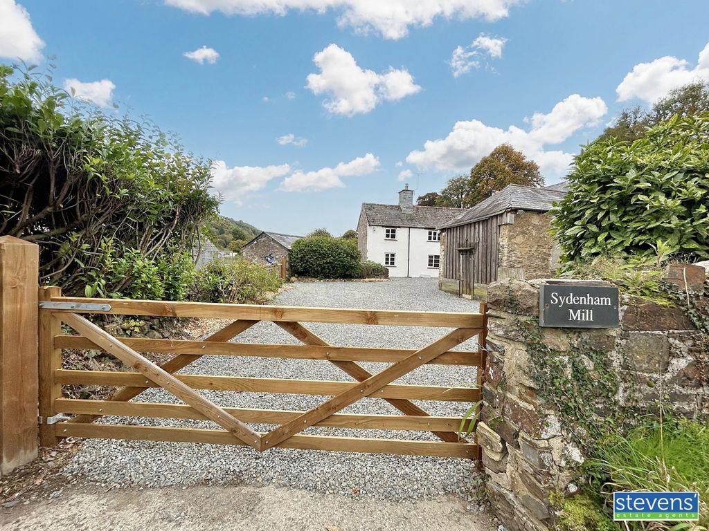 Property photo 1 of 20 Image00003