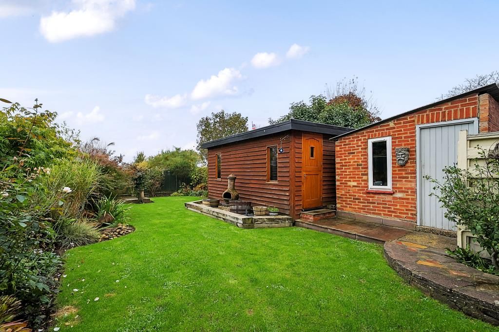 Property photo 3 of 12 Garden