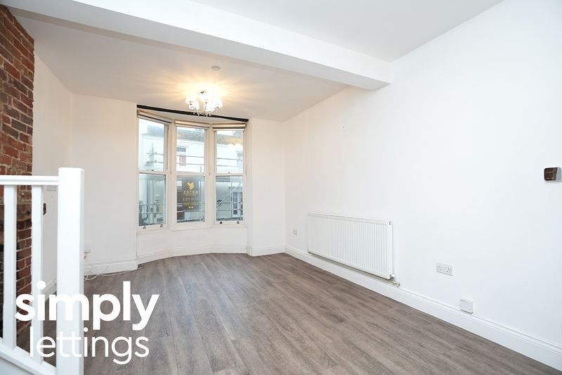 Property photo 3 of 17 Photo 3