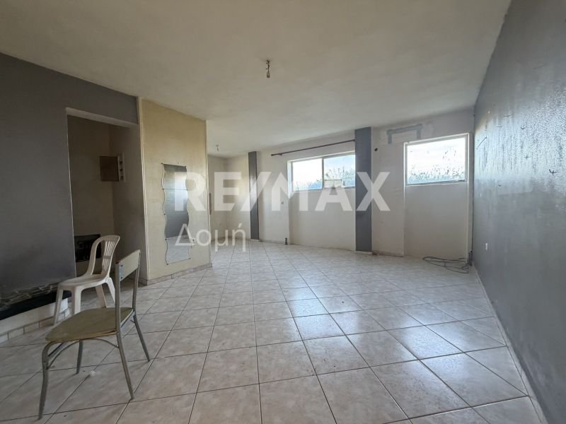 Property photo 3 of 34