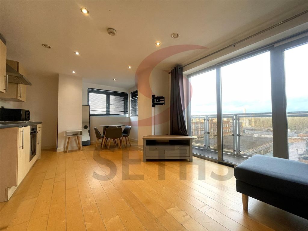 Property photo 1 of 6 Living Space