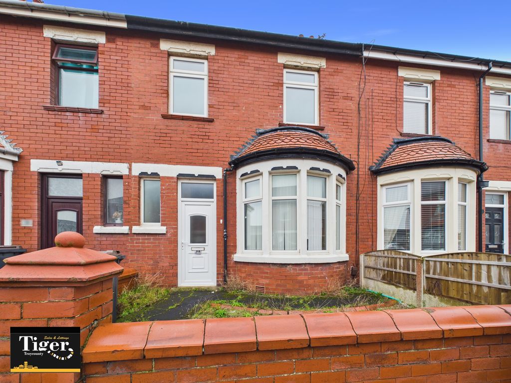 Property photo 1 of 13 Cam01931G0-Pr0324-Still013