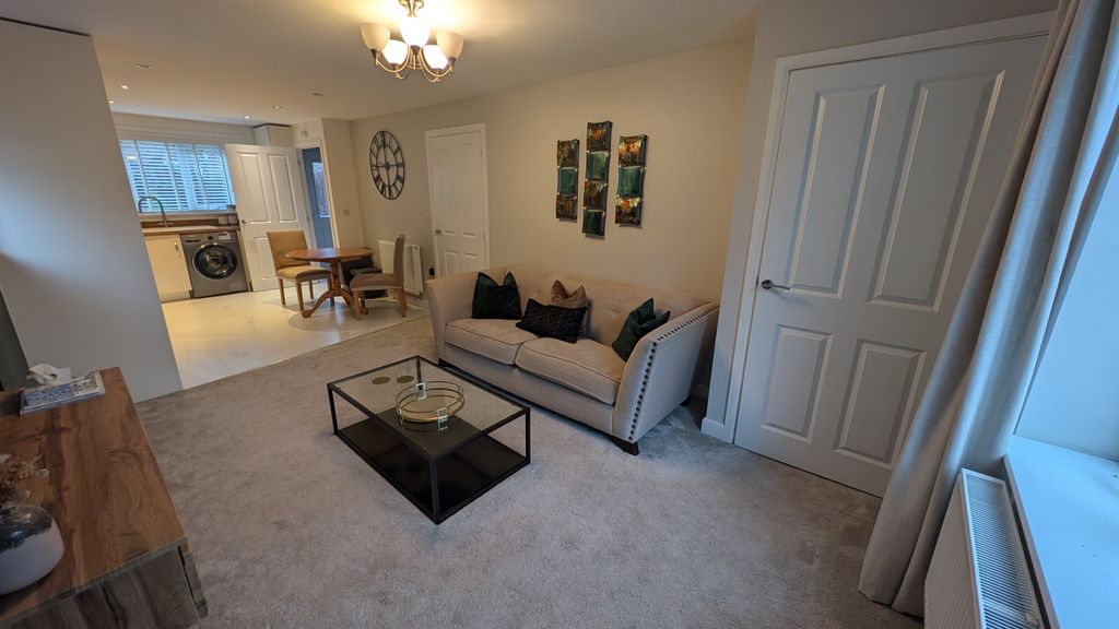 Property photo 3 of 16 Pxl_20251208_142753077