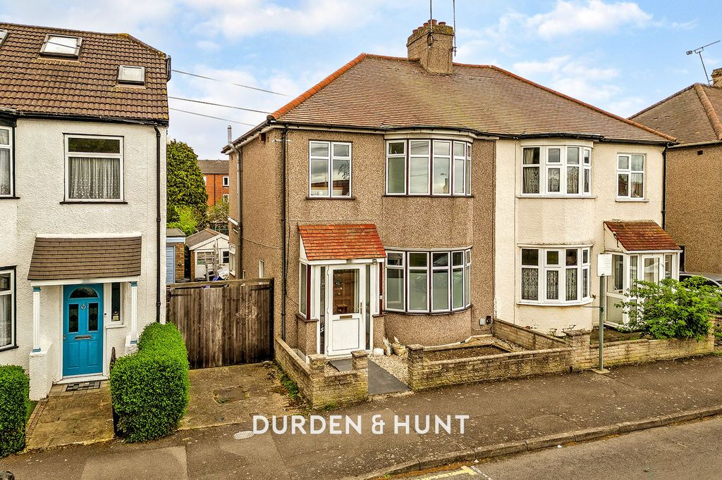 Property photo 1 of 28