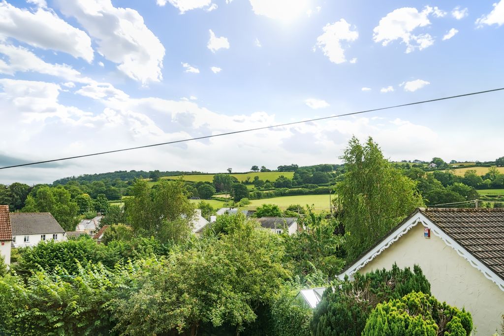 Property photo 2 of 21 1325393-5-68790E5383Ecd