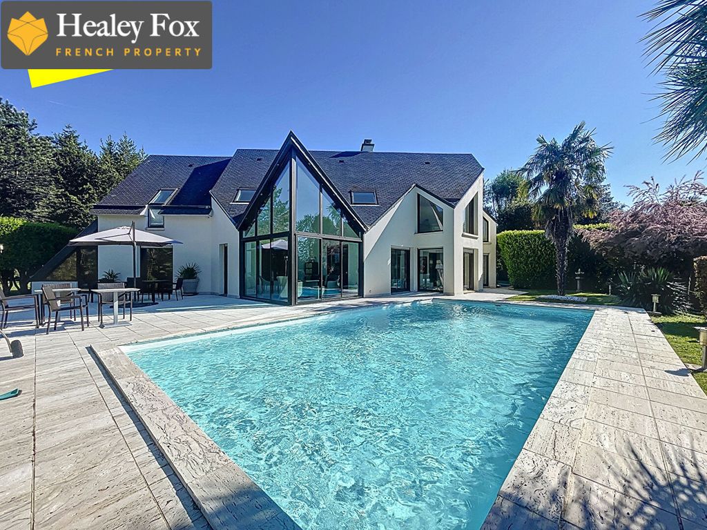 Property photo 1 of 18