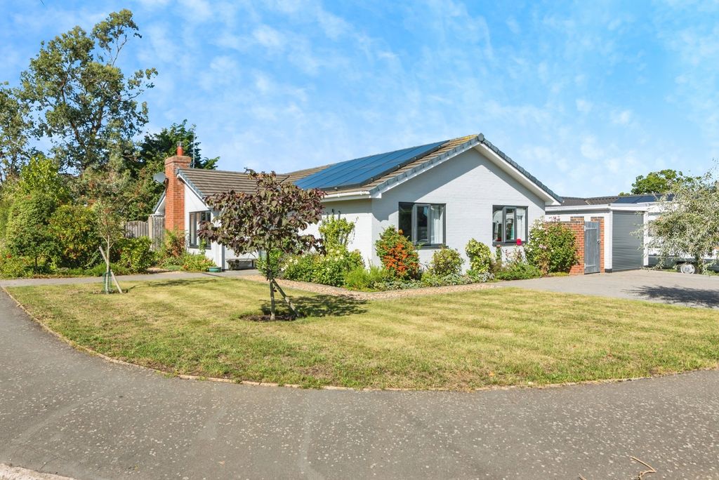 Property photo 1 of 17 Photo