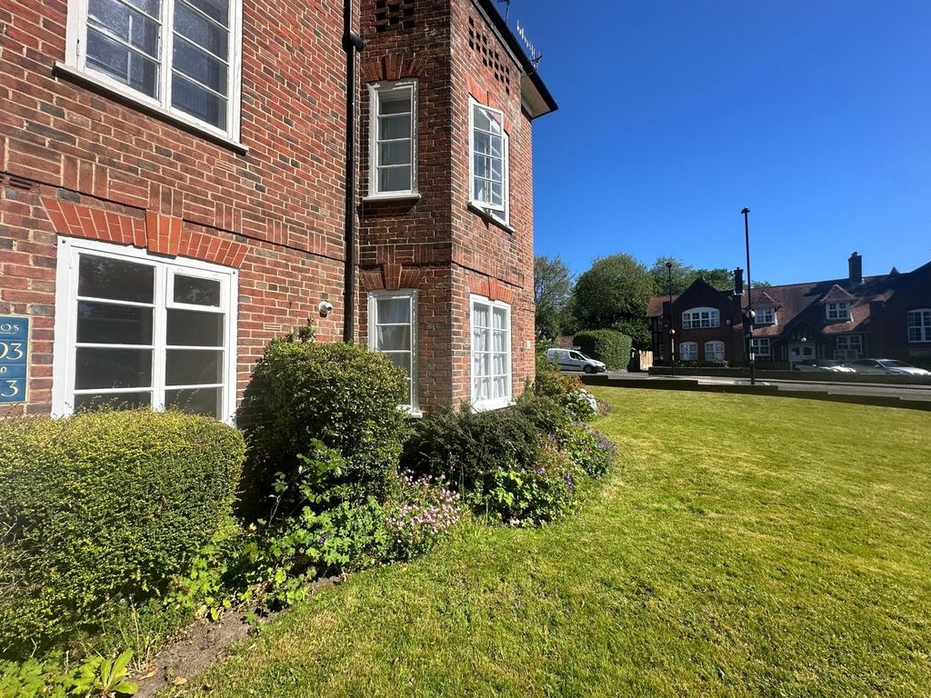 Property photo 3 of 15