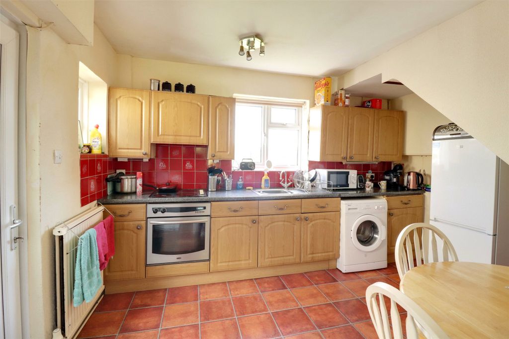 Property photo 3 of 22 Picture No. 46