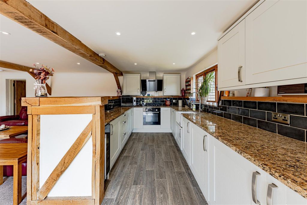 Property photo 2 of 50 L J Imaging-10.Jpg