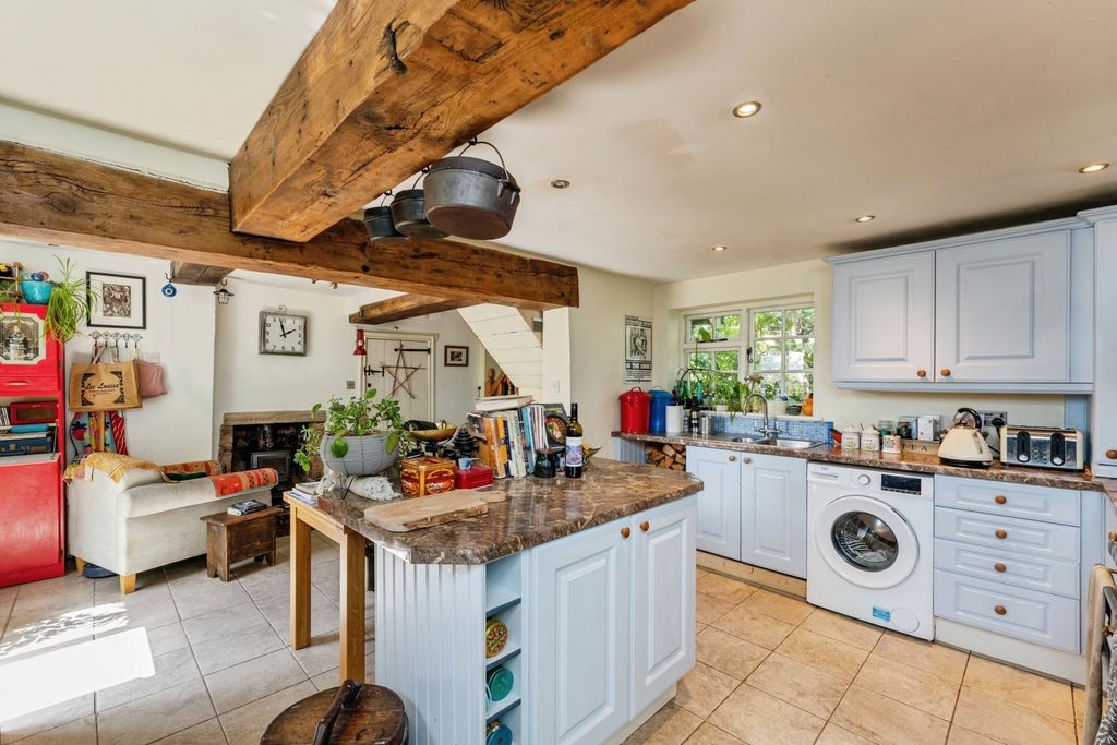 Property photo 3 of 29 Kitchen