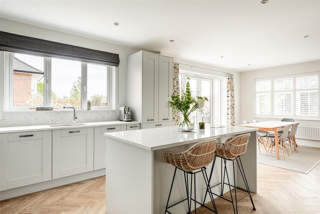 Additional image 4 of 4 bed detached house for saleAster Way, Haywards Heath RH17