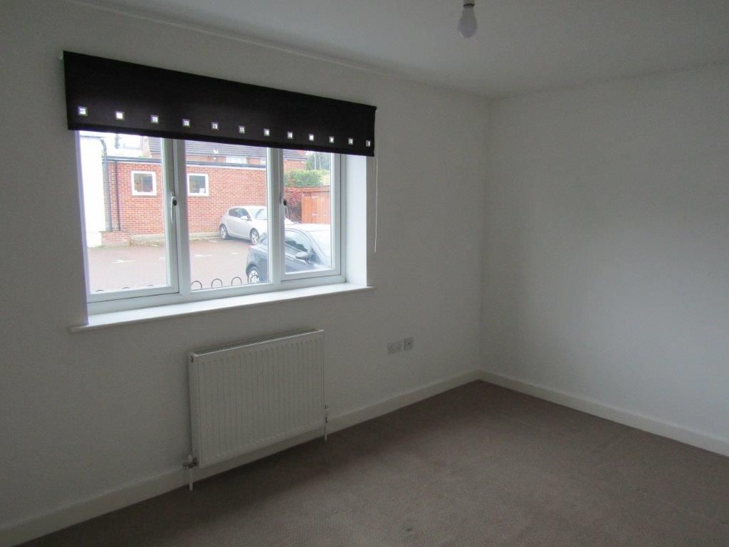 Property photo 2 of 4