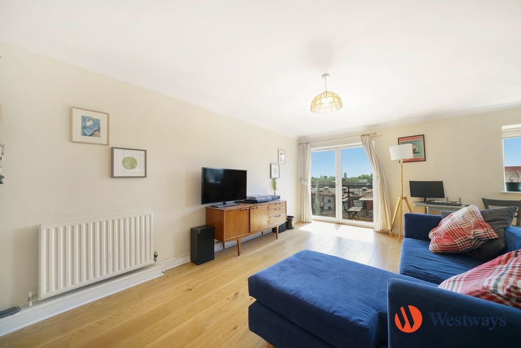 Property photo 1 of 8 Reception Room
