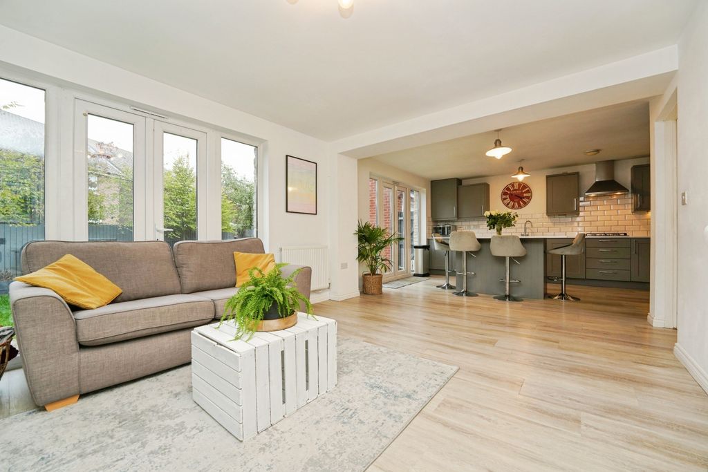 Property photo 3 of 20 Living/Family Room And Kitchen