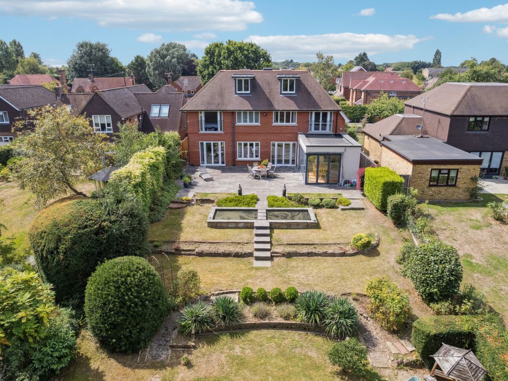 Property photo 1 of 30