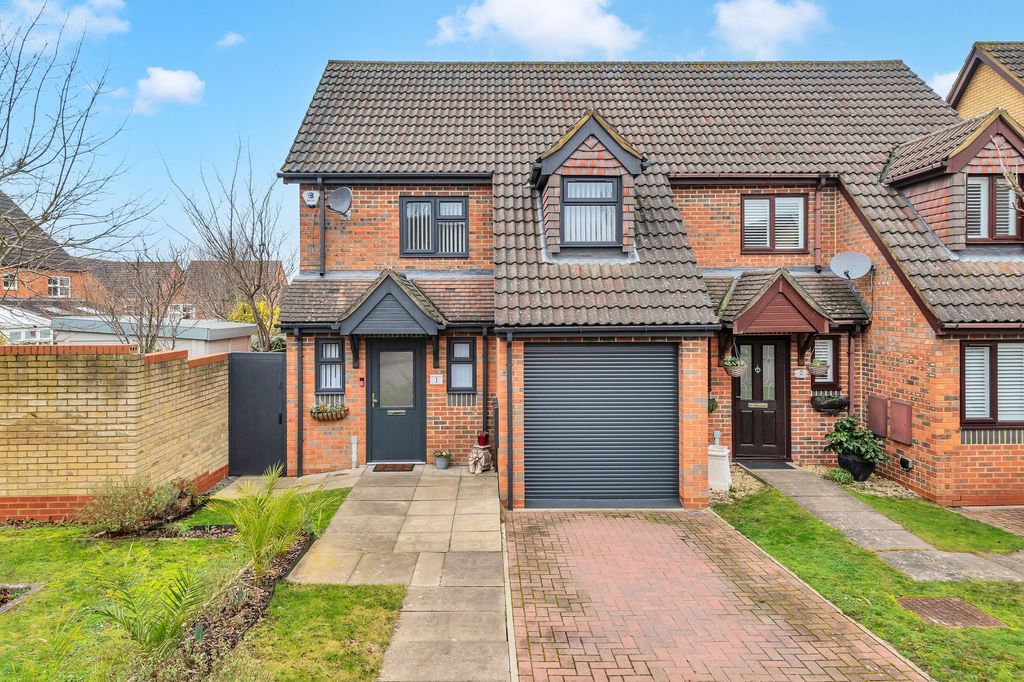 Property photo 1 of 11